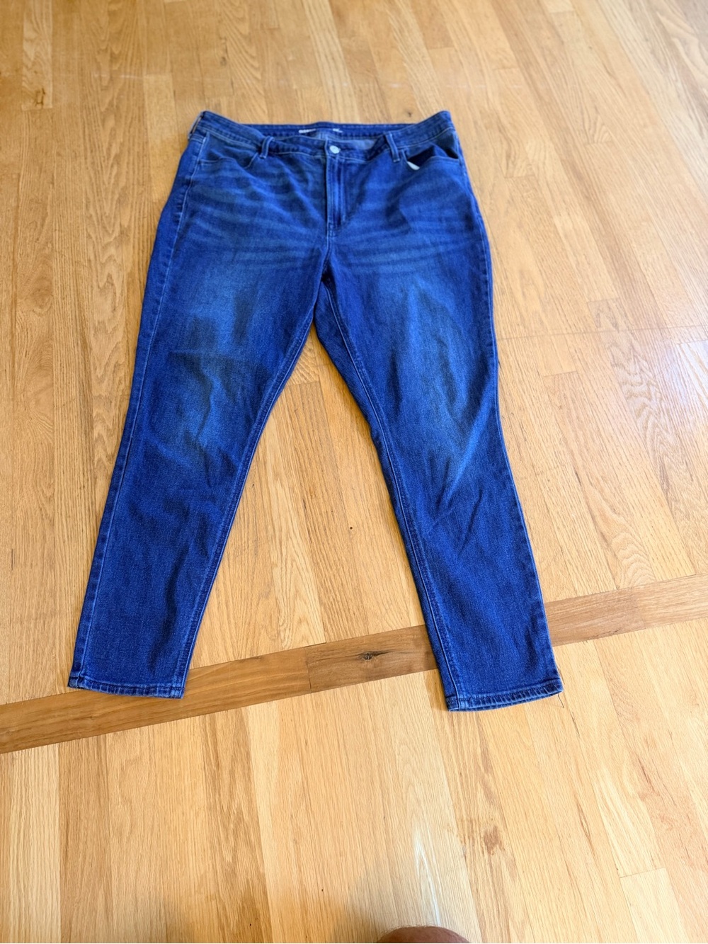 Ladies Size 18 "Old Navy" Wow Super-Skinny Jeans - Dark Blue Denim GUC